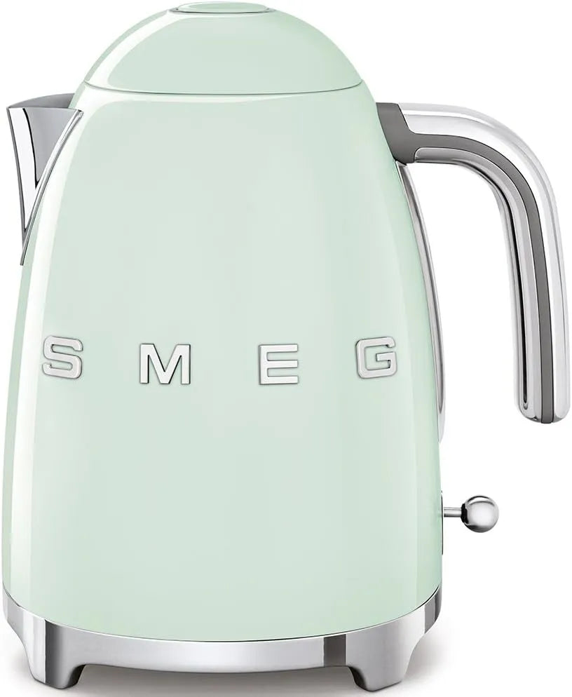 Smeg Wasserkocher KLF03PGEU, Automatische Abschaltung bei 100°C, Soft-Opening-Kannenverschluss, Rutschfeste Stellfüße, Fassungsvermögen 1.7L